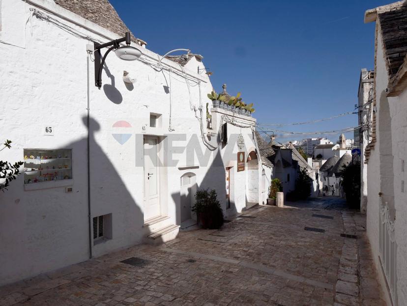 Abitazione tipica in Via Monte San Michele 46, Alberobello — foto 5 di 5