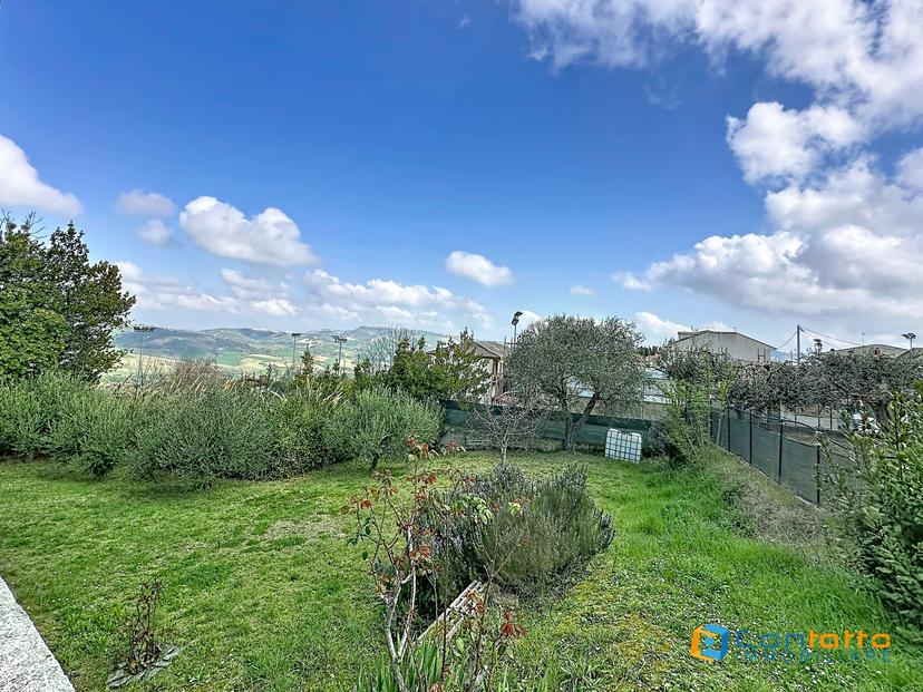 Appartamento in villa in Via Risorgimento 9, Carassai
