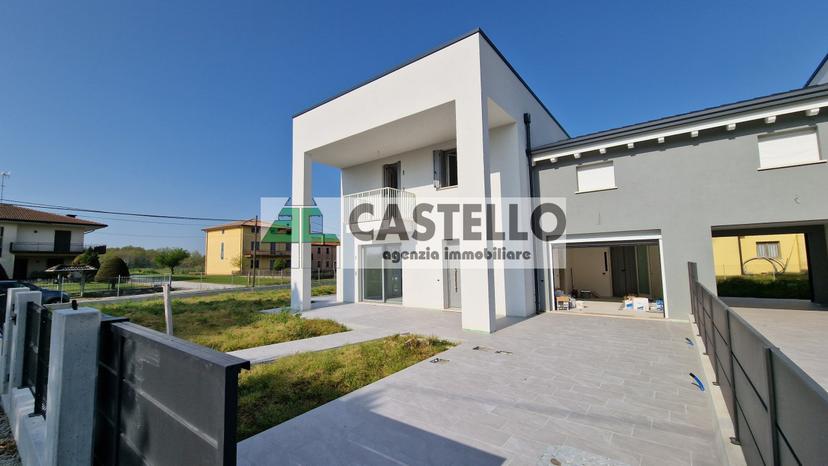 Villa in Piazza dei Martiri 16, Santa Giustina in Colle — foto 2 di 5