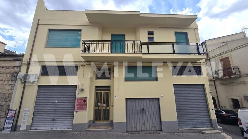 Appartamento in Via Nino Bixio, Scicli