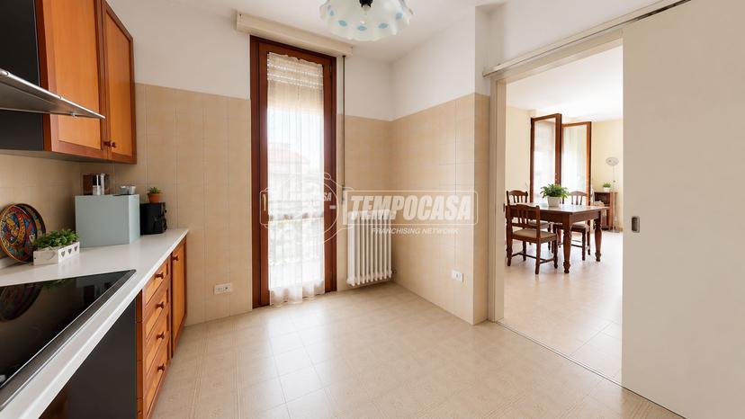 Trilocale in Via Bergamo 26, Cesano Maderno — foto 4 di 5