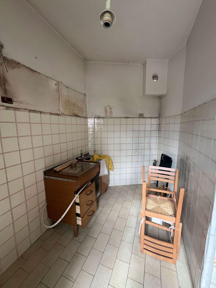 Casa indipendente, Carrara