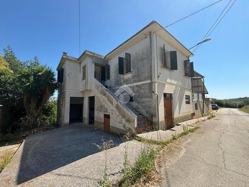 Casa indipendente in Contrada Artemisio 32, Cellino Attanasio — foto 4 di 5