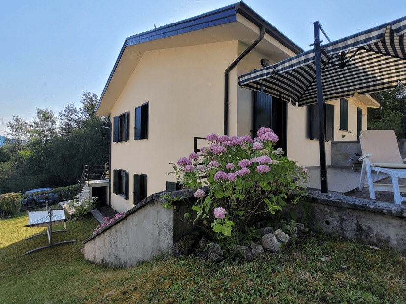 Villa bifamiliare in Via Gallina Tassi 1, Ferriere — foto 2 di 5