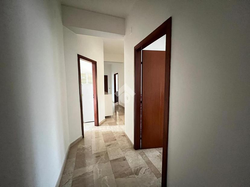 Quadrilocale in Via Antonino Cutroneo 33, Reggio di Calabria — foto 3 di 5