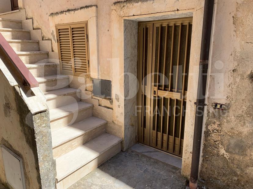 Casa indipendente in Via del Mare  3, Fiumefreddo Bruzio — foto 2 di 5