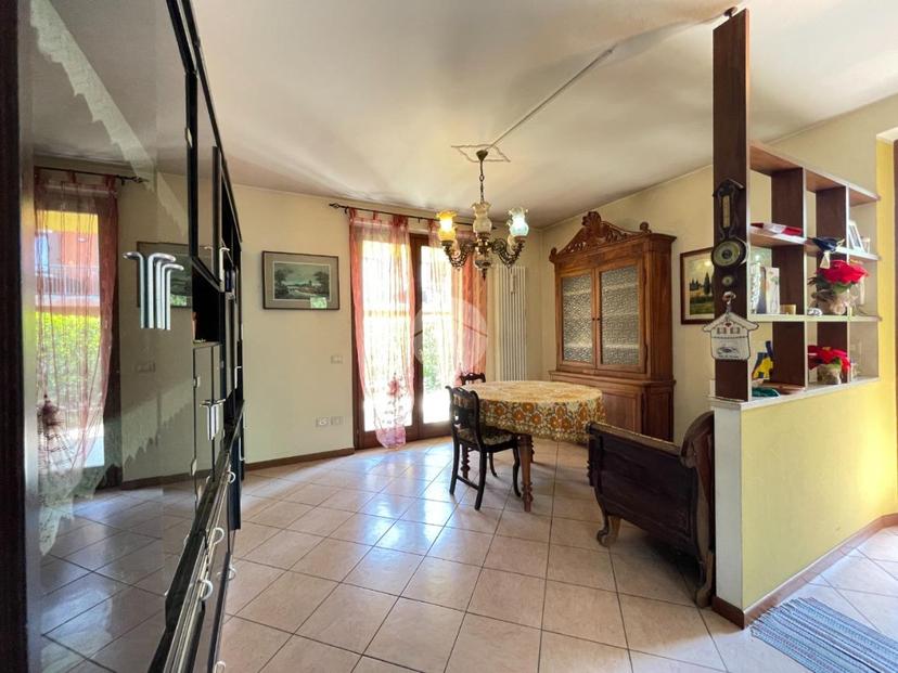 Villa a schiera in Via Stazione 5, Castelnuovo del Garda — foto 2 di 5