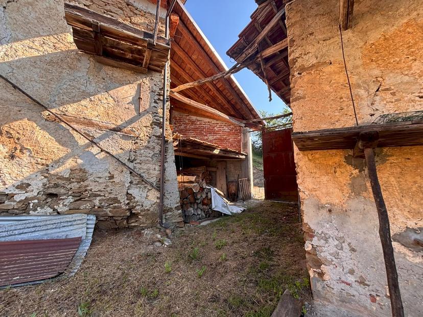 Casa indipendente in Frazione Piatta Sottana 21, Montemale di Cuneo — foto 4 di 4