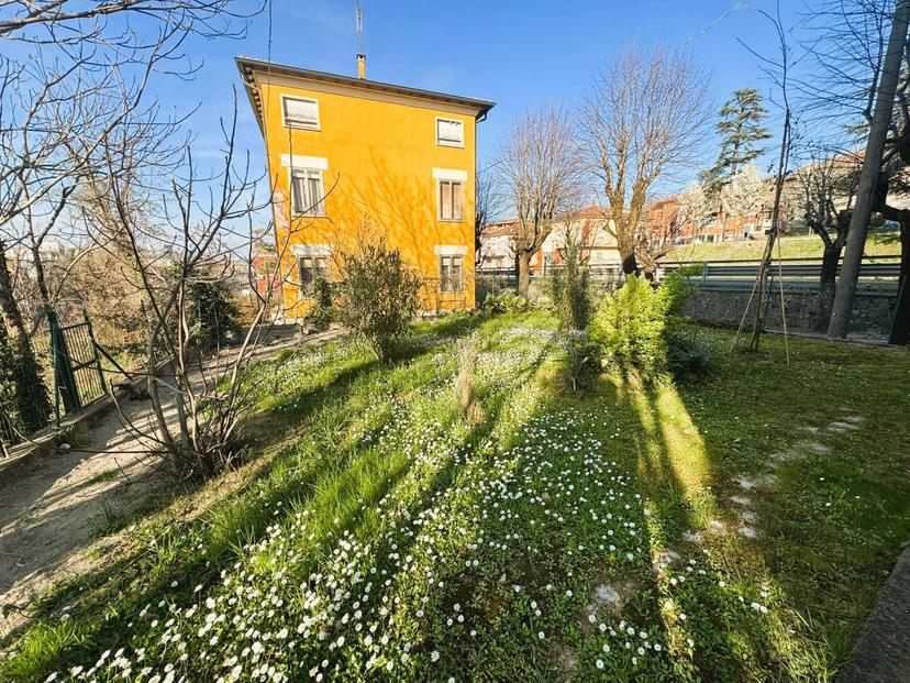 Casa indipendente in Viale Stazione 2, Canossa — foto 2 di 5