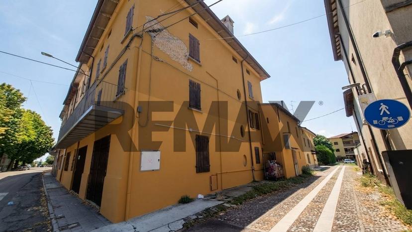 Casa indipendente in Piazza Cervi 10-11, Gattatico — foto 5 di 5