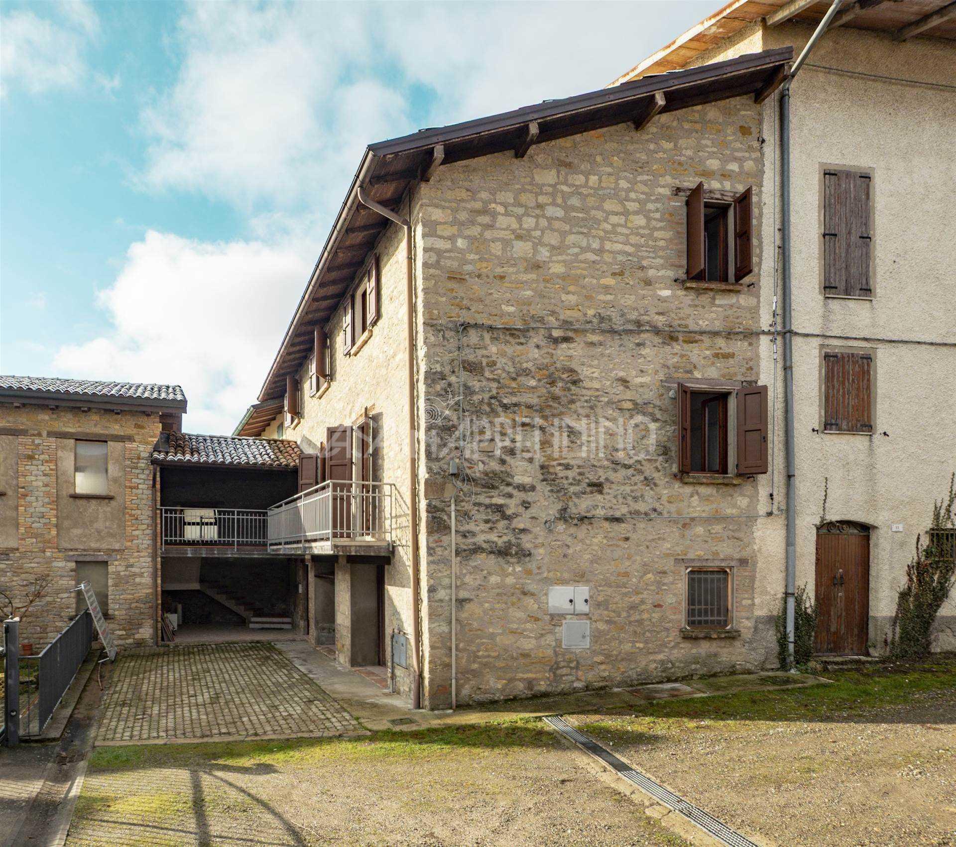 Terratetto, Carpineti