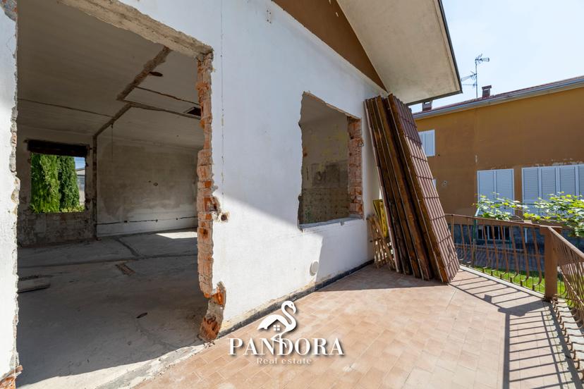 Villa a schiera in Via Santa Savina 5, Lonate Pozzolo — foto 4 di 5