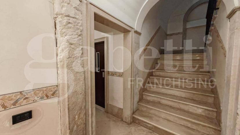Quadrilocale in Piazza della Libertà, Trani — foto 4 di 5