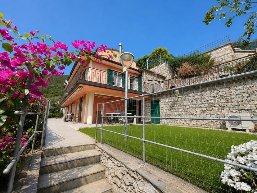 Casa indipendente in Via Sanguineto Case Sparse CIV., Chiavari — foto 2 di 5