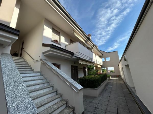 Trilocale in Vicolo San Giorgio, Romano di Lombardia — foto 2 di 5