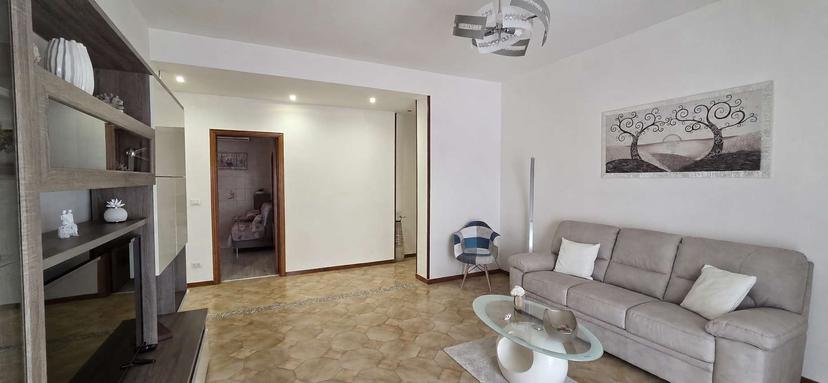 Quadrilocale in Via Durazzo 75/1, Bitonto