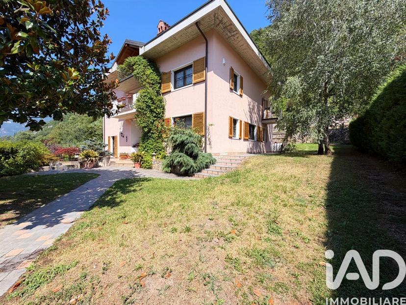 Villa in Via Riccardo Largaiolli 9, Ala — foto 2 di 5