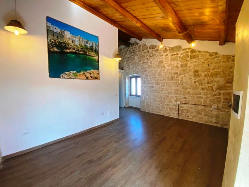 Bilocale in Via Sacramento, Casamassima