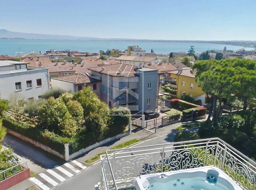Villa in Via Caporali, Desenzano del Garda — foto 4 di 5