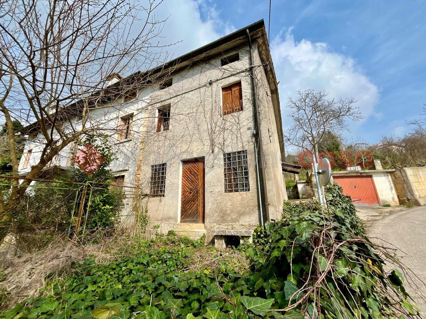 Casa indipendente in Via Castello 1b, Val Liona
