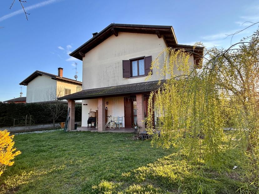 Terratetto unifamiliare in degli Ontani 12, Zerbolò — foto 4 di 5