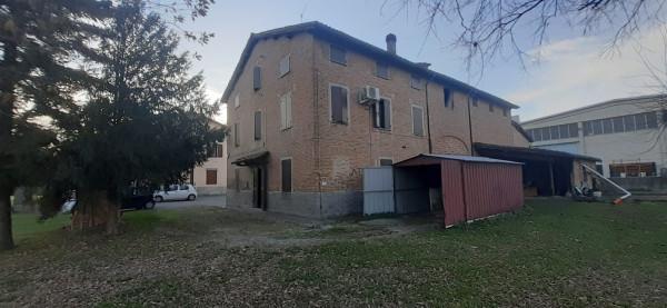 Rustico in Via Sassuolo, Formigine