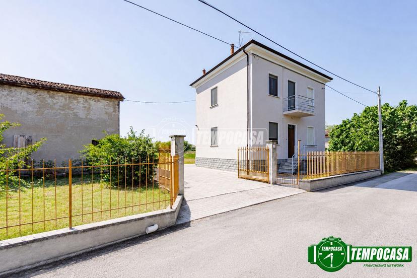 Villa, Voghera — foto 2 di 5