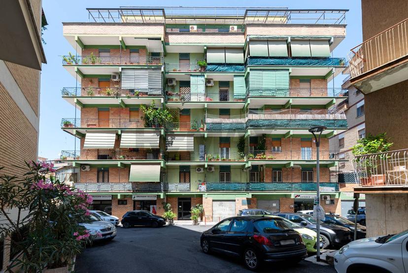 Trilocale in Via Capri 48, Monterotondo