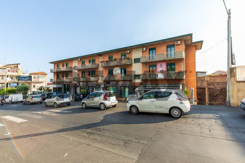 Trilocale in Via Antonio Gramsci 97/a, Gravina di Catania — foto 3 di 5