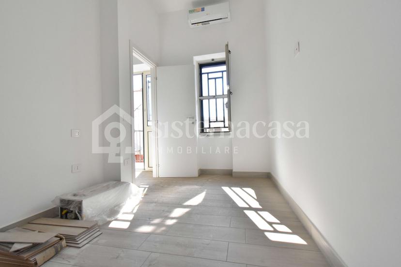 Monolocale, Brusciano — foto 4 di 5