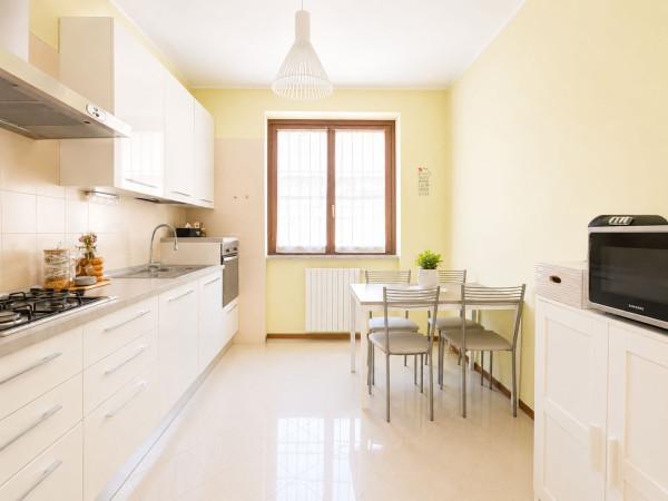 Bilocale in Via Monsignor Augusto Vicolungo, Vezza d'Alba — foto 3 di 5