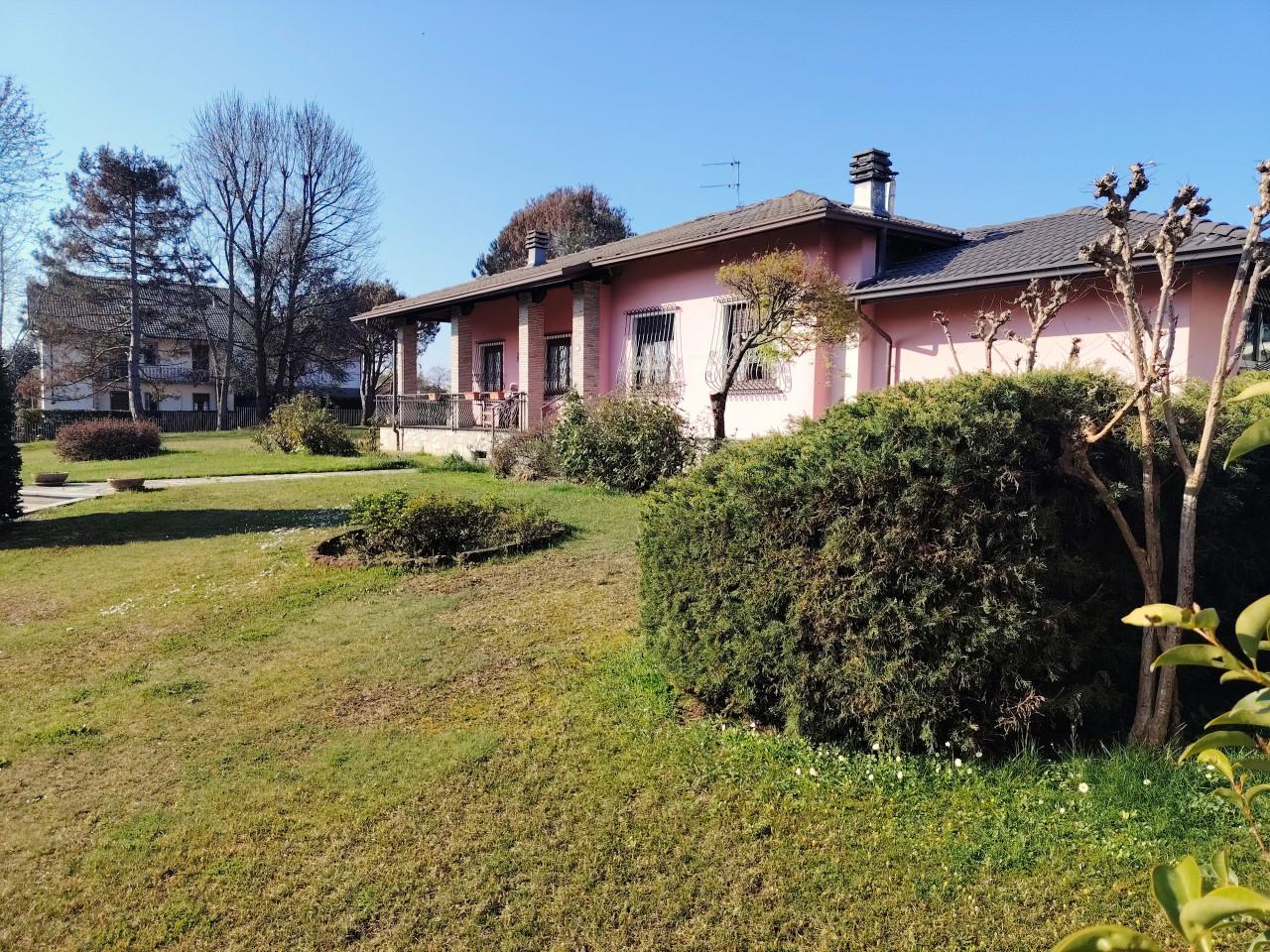 Villa, Cossato