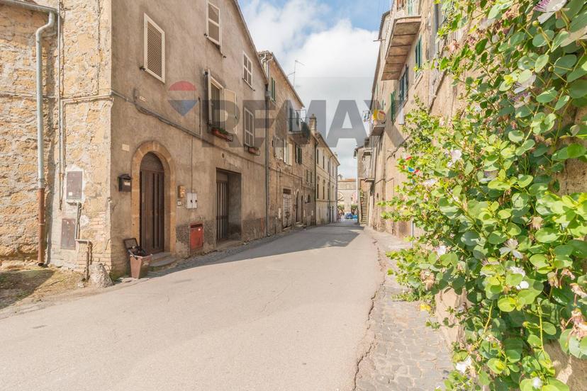 Bilocale in Via Cesare Battisti 135, Farnese — foto 3 di 5