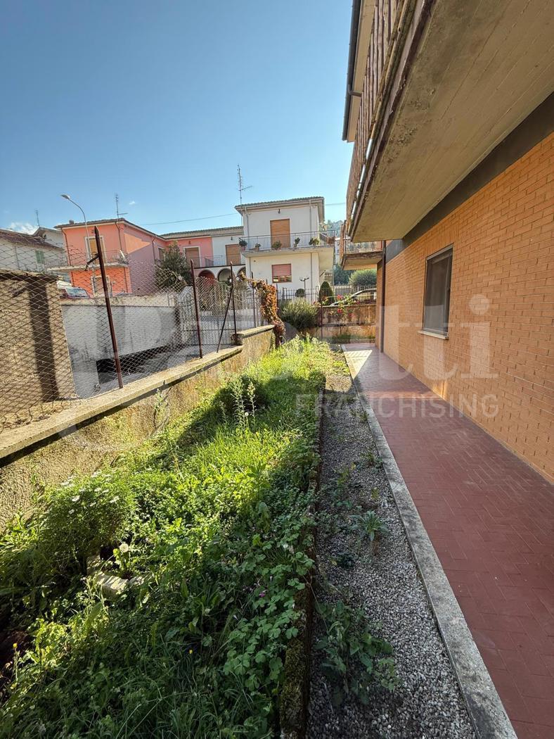 Appartamento in Via XXV Aprile Snc, Cittaducale — foto 2 di 5