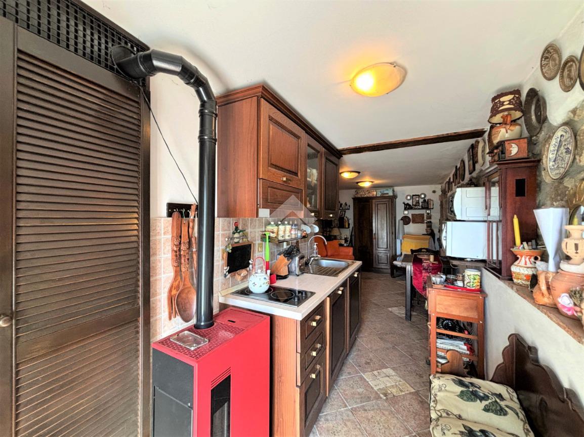 Monolocale in Via S. Giuseppe 37, Latera