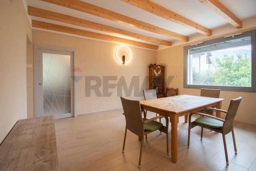 Quadrilocale in Via Conche 77, Sale Marasino — foto 2 di 5