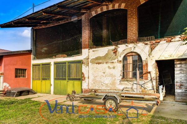 Rustico in Via Pralormo 17, Carmagnola