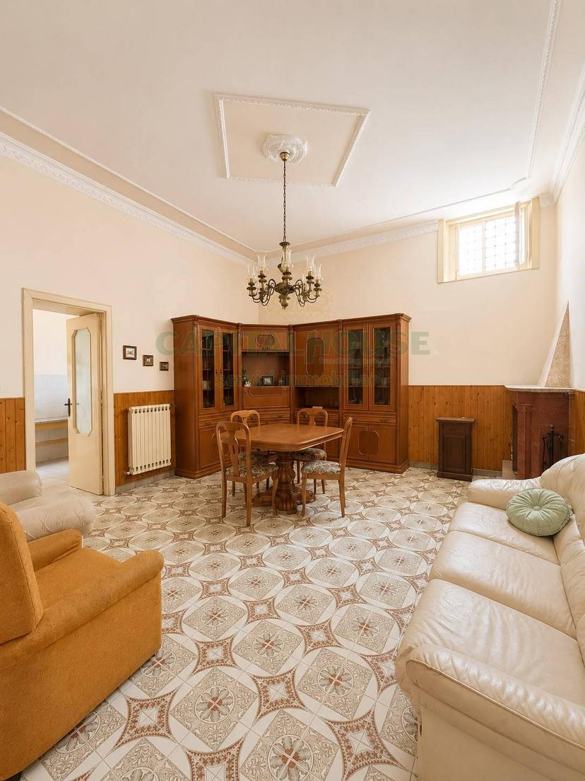 Casa indipendente in Via Pietà, Lauro