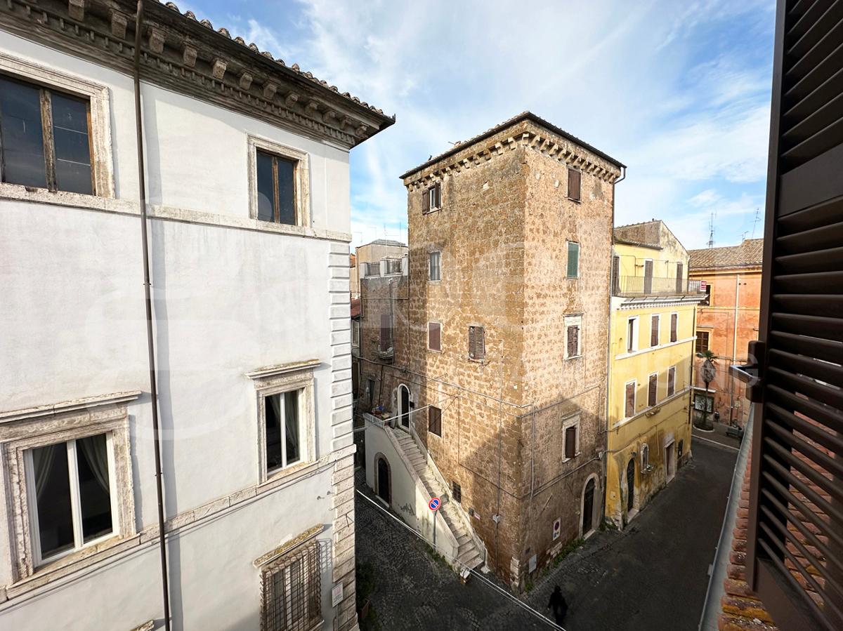 Trilocale in Via di Corte 15, Civita Castellana