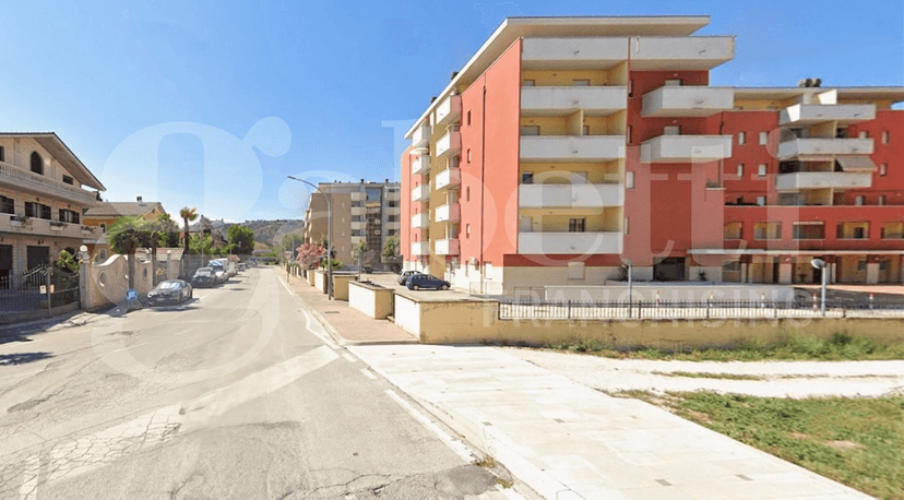 Trilocale in Via F.P. Michetti 18, Manoppello — foto 5 di 5