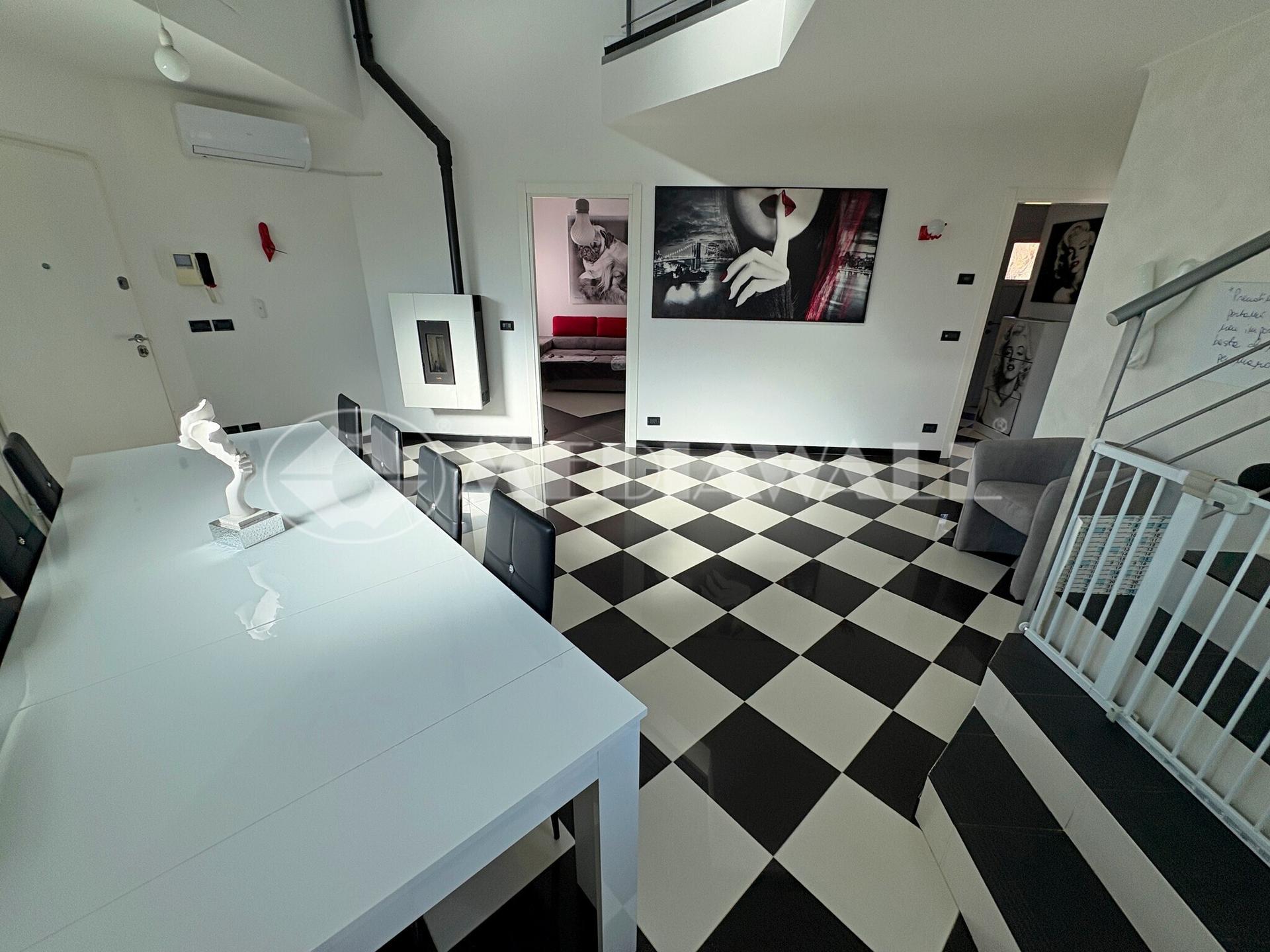 Villa a schiera in Via Bares 4, Aviano