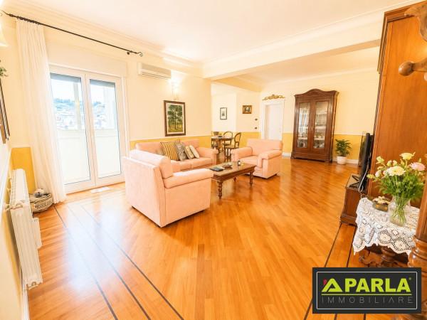 Appartamento in Via Regina Margherita, Canicattì