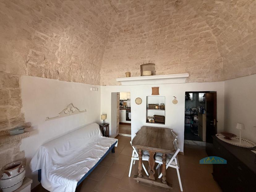 Casale in Contrada Ulmo, Ceglie Messapica — foto 3 di 5