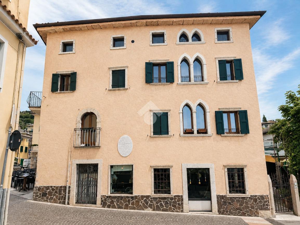 Attico in Via Oliveti 5, Torri del Benaco