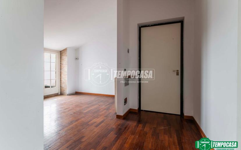 Trilocale in Via Piero Gobetti, Garbagnate Milanese — foto 2 di 5