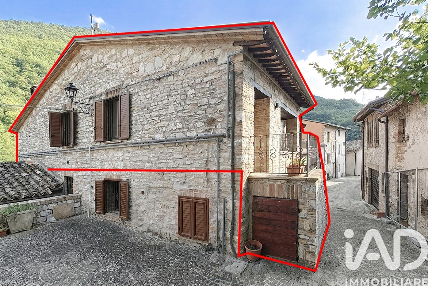 Appartamento in Frazione Bistocco 3, Caldarola