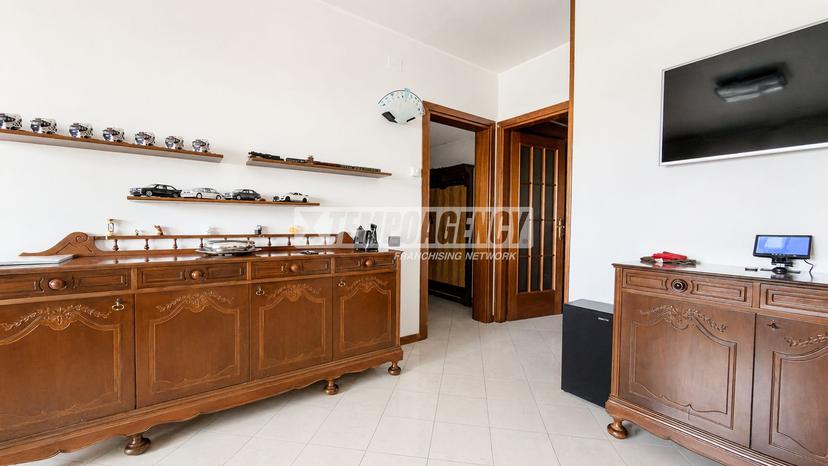 Quadrilocale in Via Carlo Serassi 13/d, Bergamo