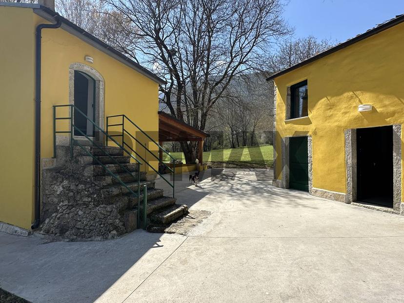 Casa indipendente in Via Fonte Vetica Snc, Pizzone — foto 3 di 5