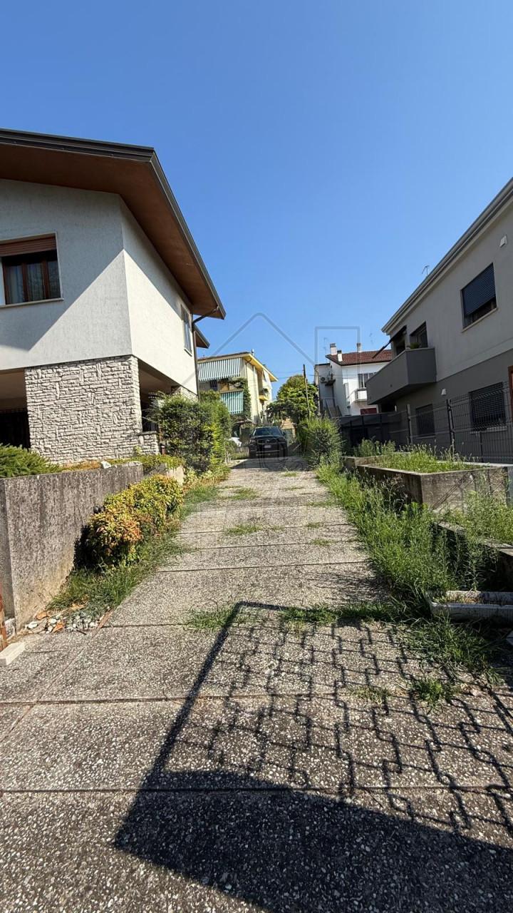 Casa indipendente in Via Meggiaro, Este — foto 3 di 5