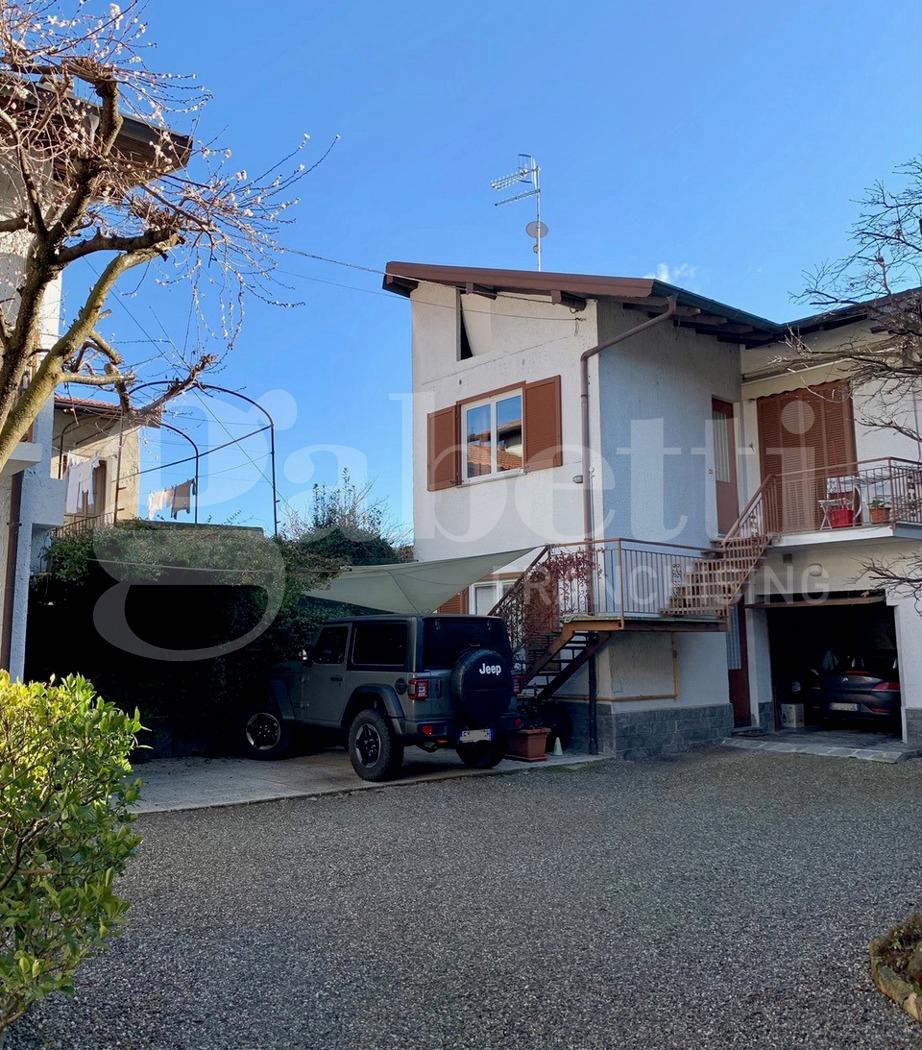 Casa indipendente in Via Rocca 28, Angera